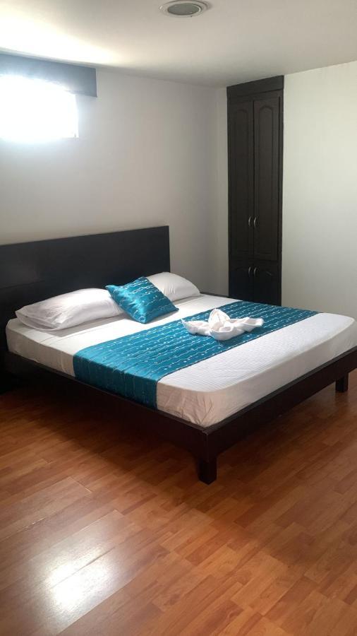 Hotel Castellon Plaza เปเรย์รา ภายนอก รูปภาพ